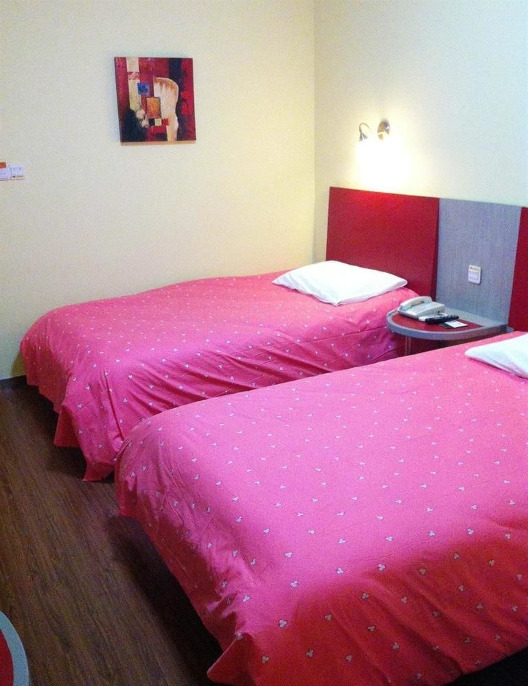 Home Inn Hotel Guiyang Fushui Middle Road Екстериор снимка